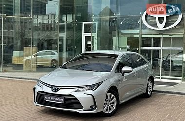 Седан Toyota Corolla 2021 в Києві