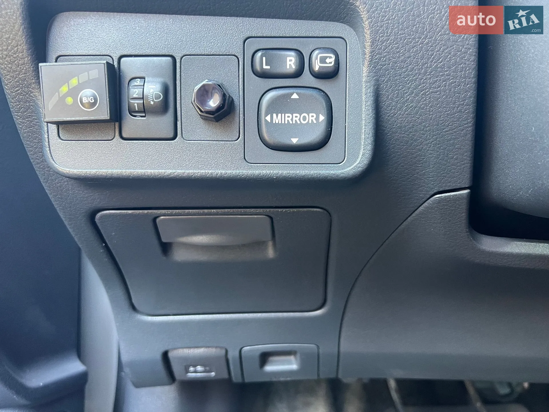 2011 Toyota Corolla - мініатюра 12