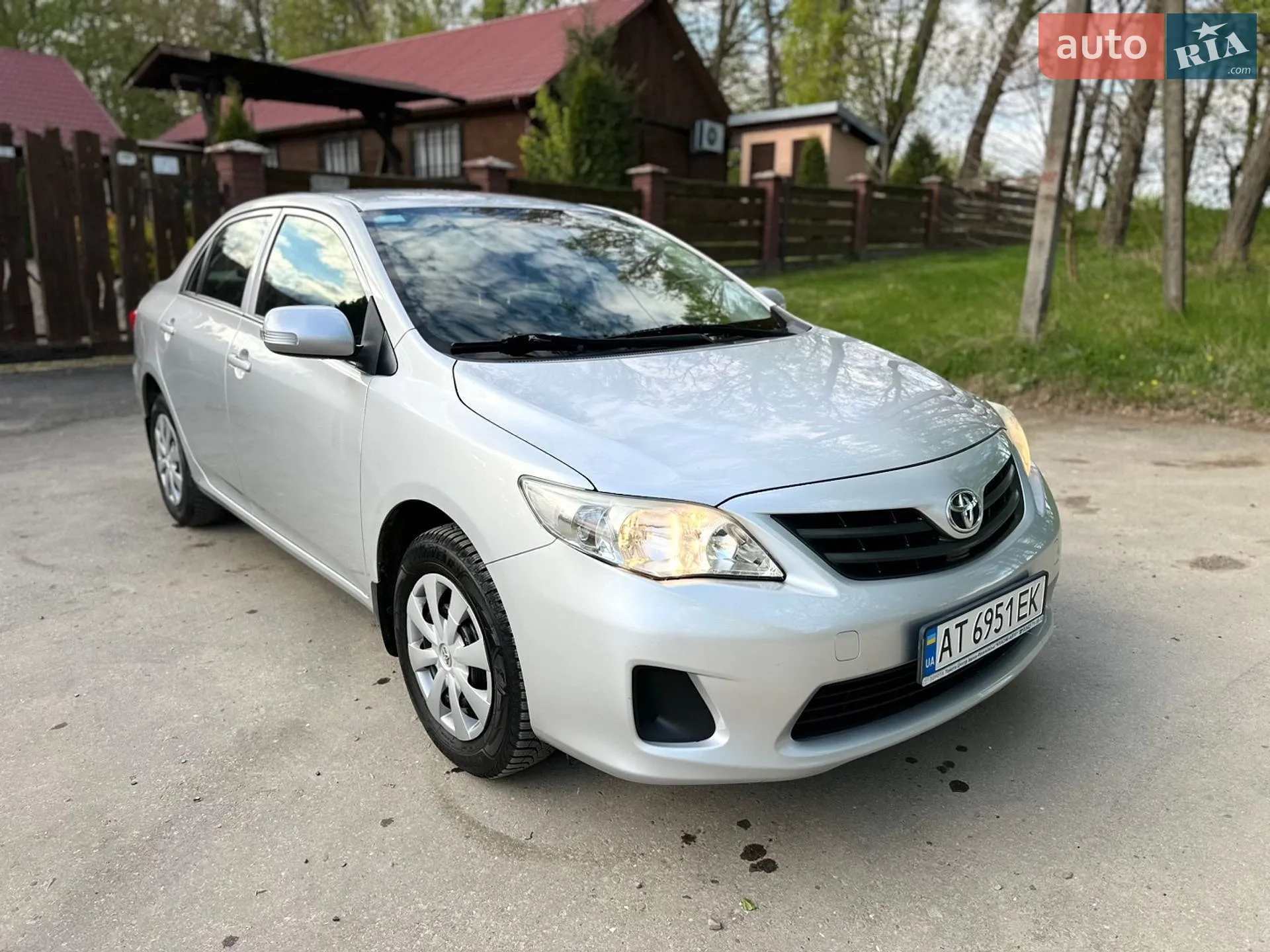 2011 Toyota Corolla - мініатюра 2