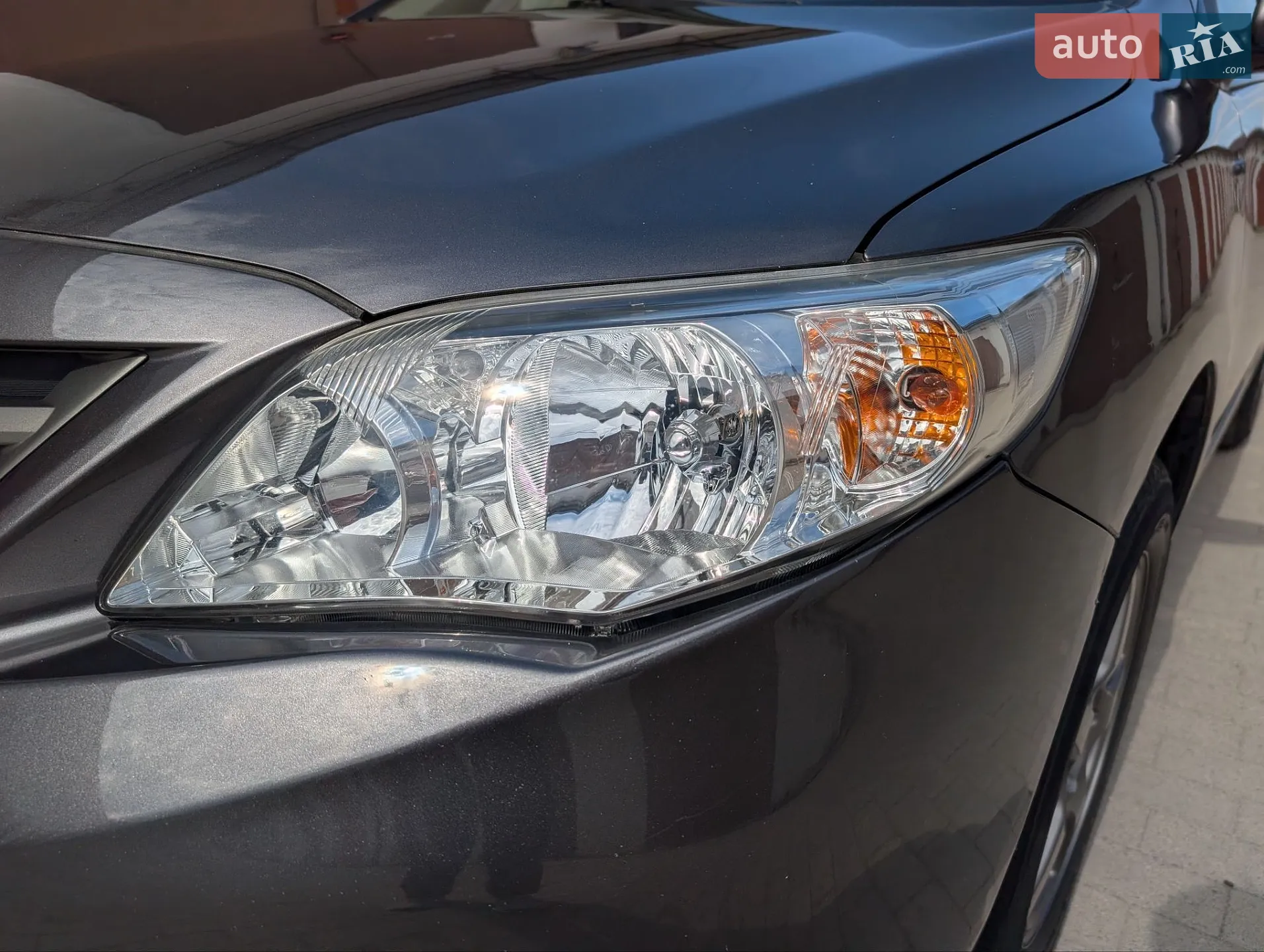 2010 Toyota Corolla - мініатюра 11