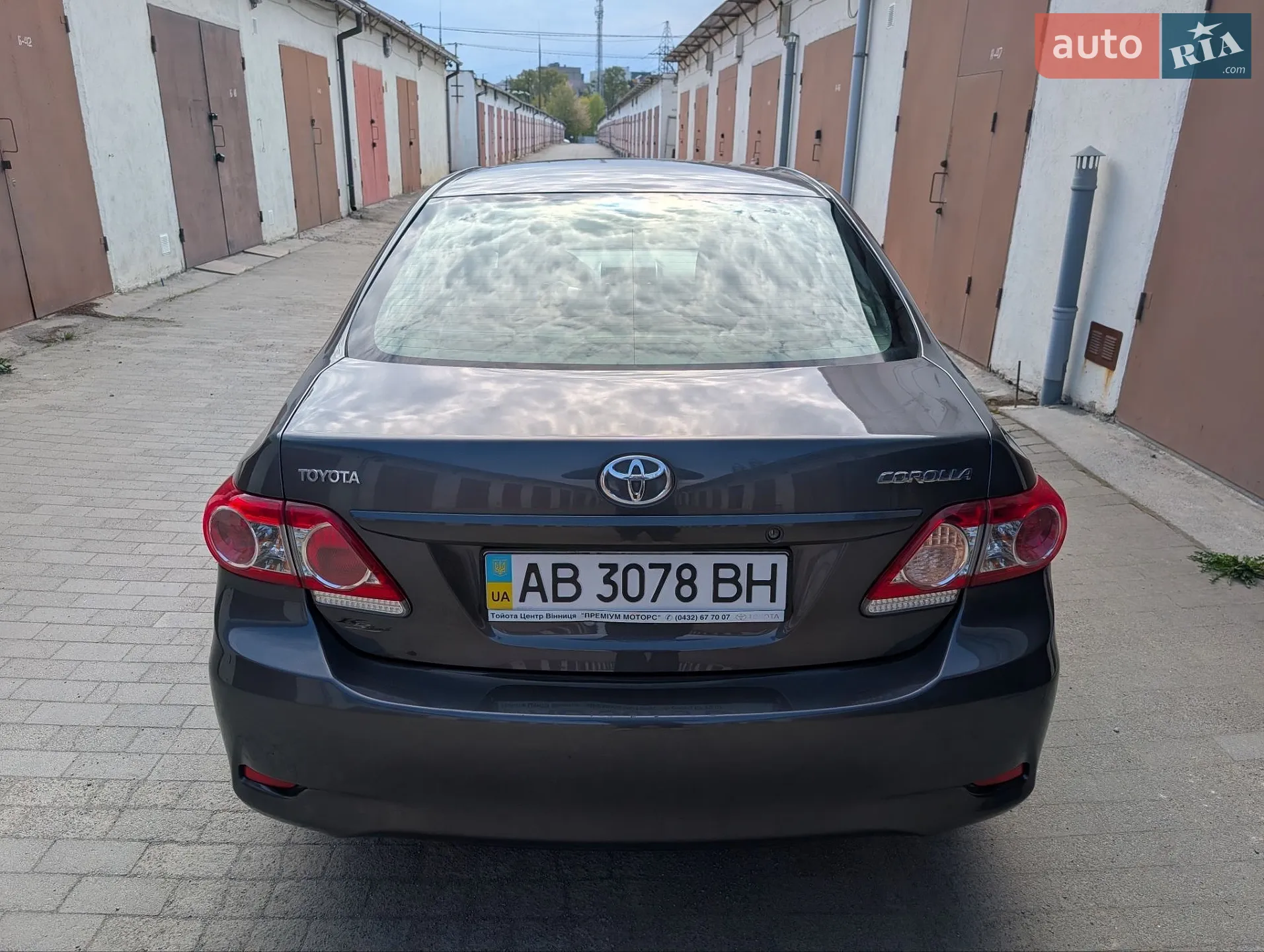 2010 Toyota Corolla - мініатюра 20