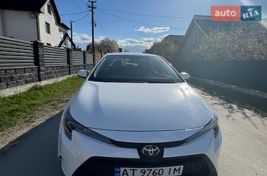 Седан Toyota Corolla 2019 в Івано-Франківську