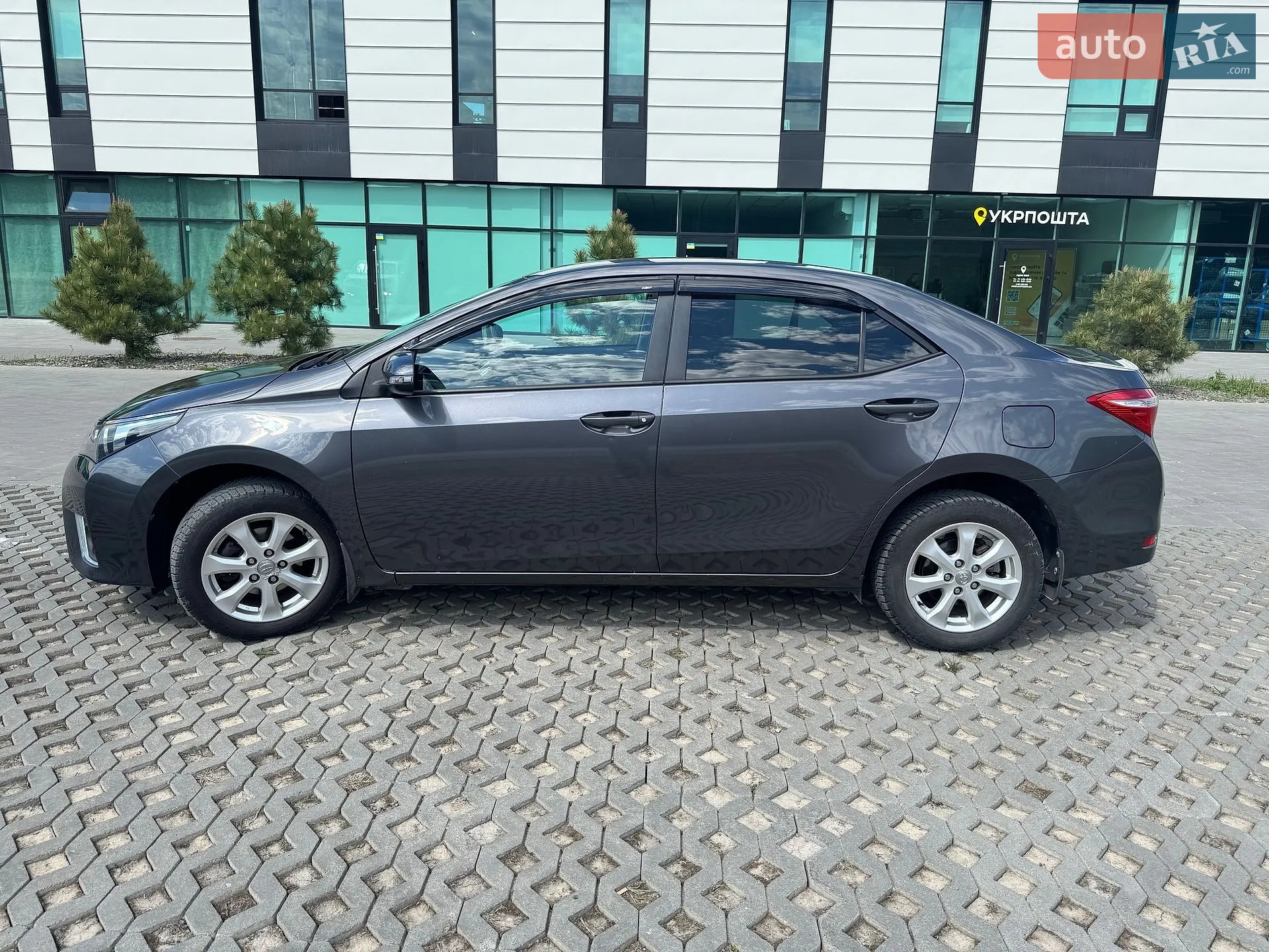 2013 Toyota Corolla - мініатюра 8