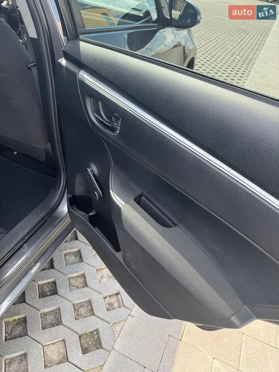 2013 Toyota Corolla - мініатюра 17