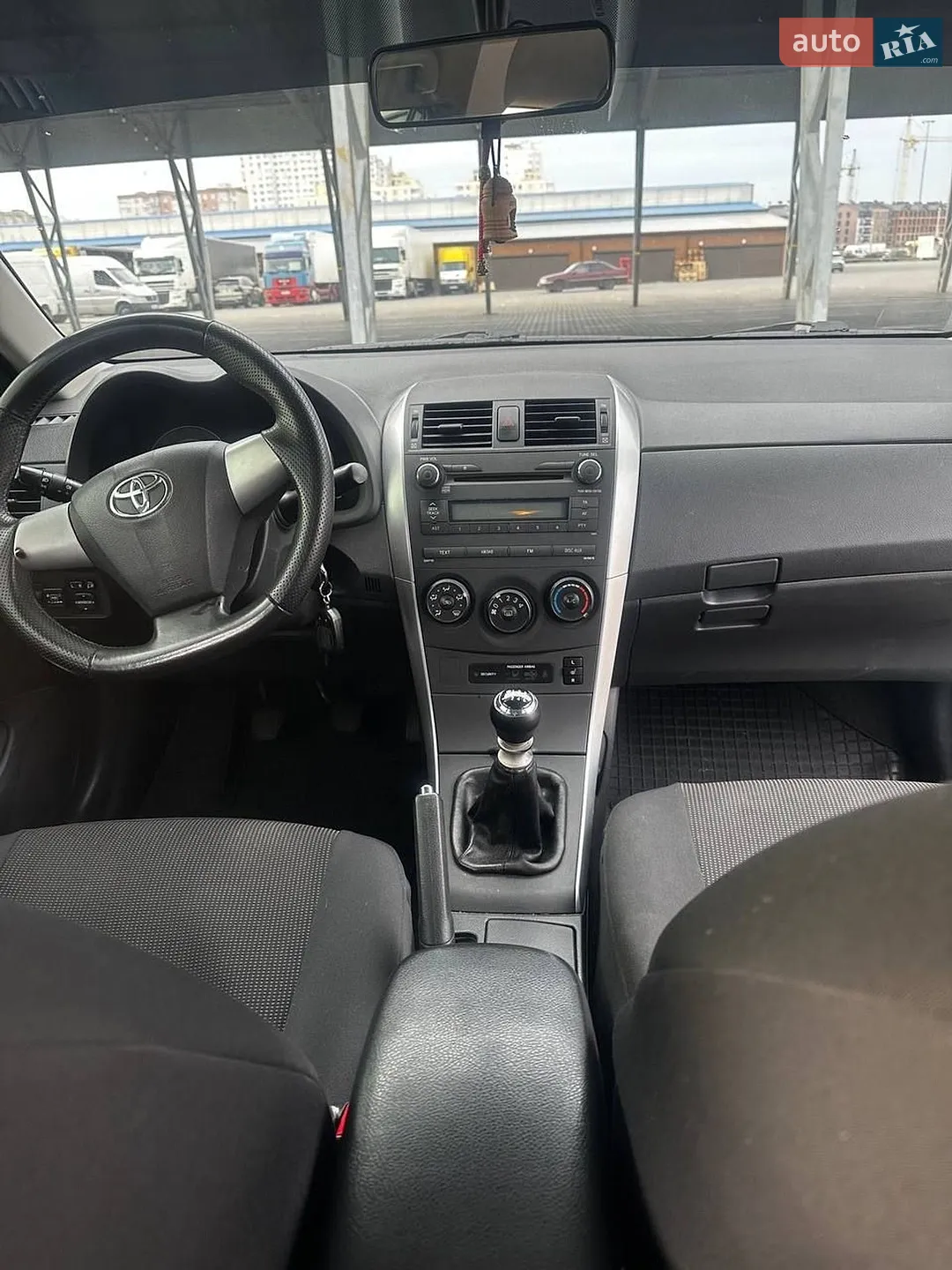 2011 Toyota Corolla - мініатюра 15