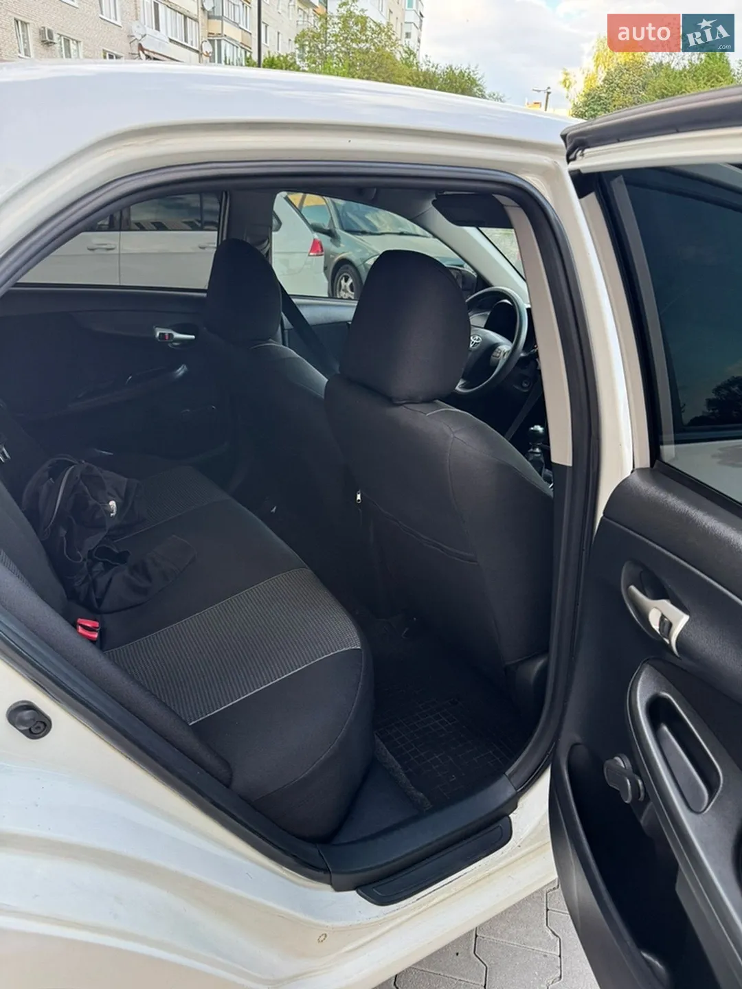 2011 Toyota Corolla - мініатюра 14