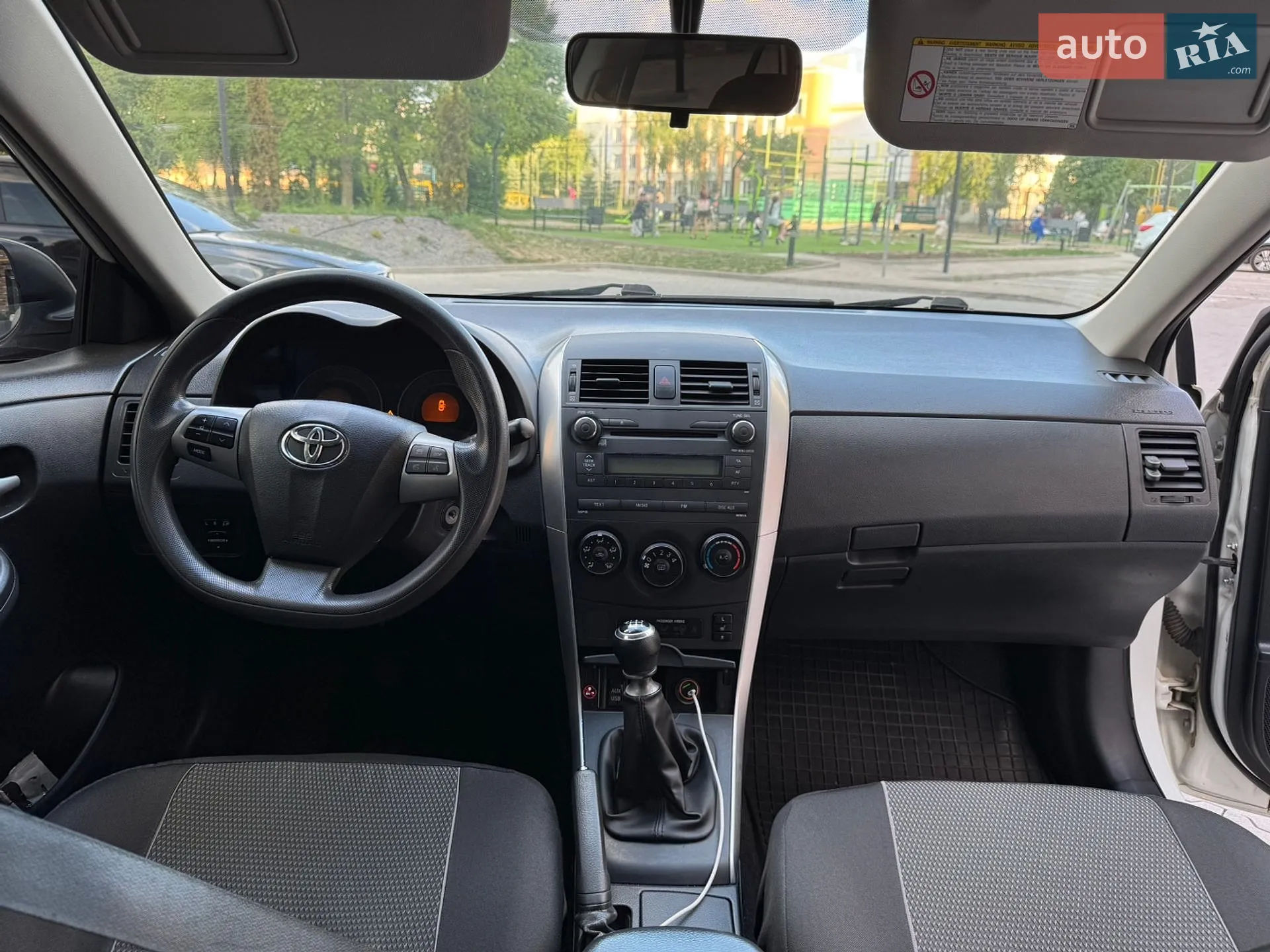 2011 Toyota Corolla - мініатюра 18