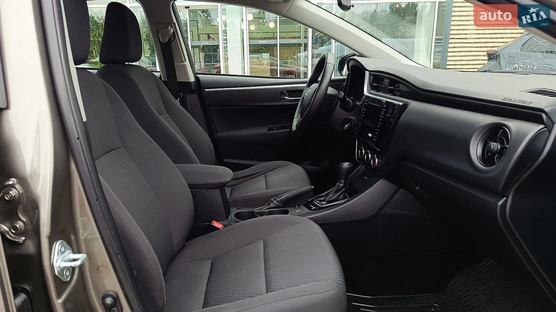2016 Toyota Corolla - мініатюра 6