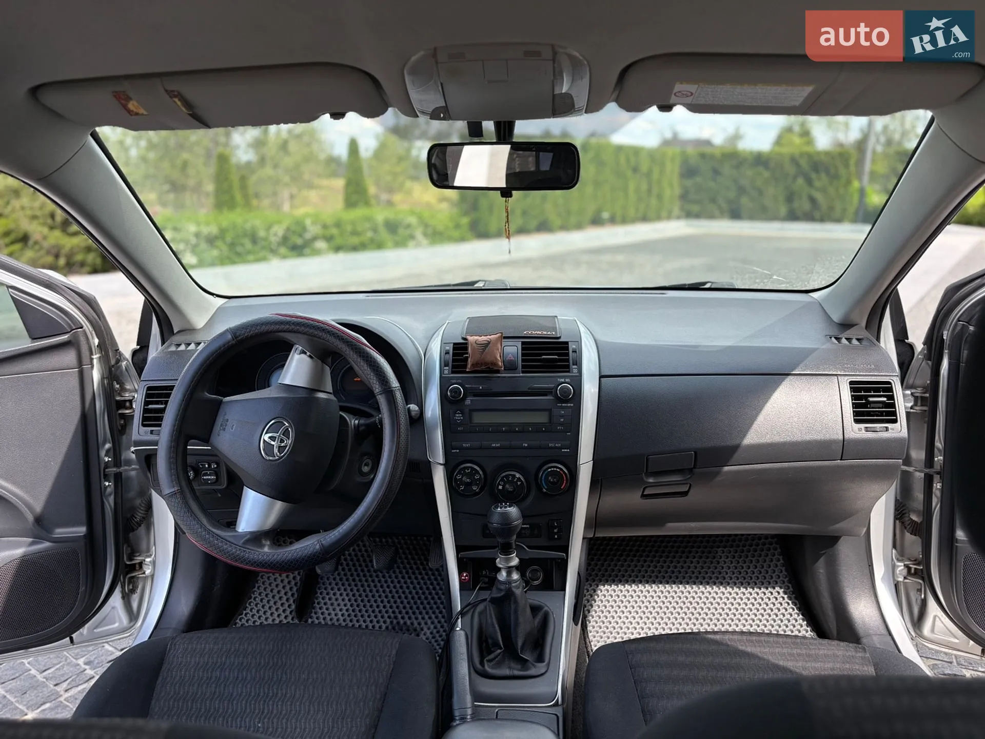 2011 Toyota Corolla - мініатюра 10