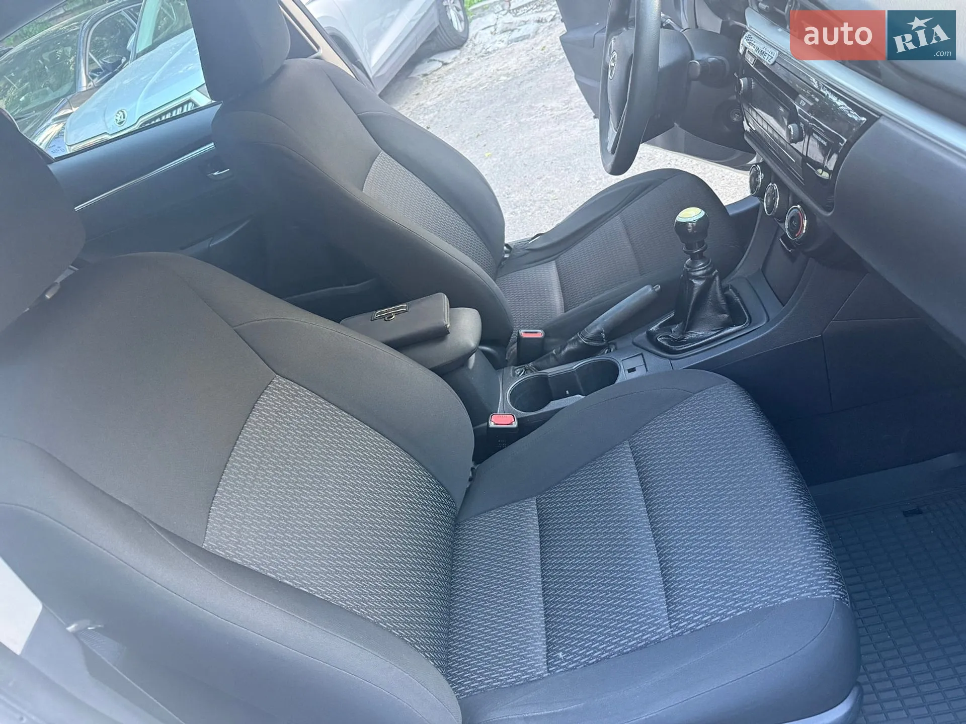 2015 Toyota Corolla - мініатюра 24