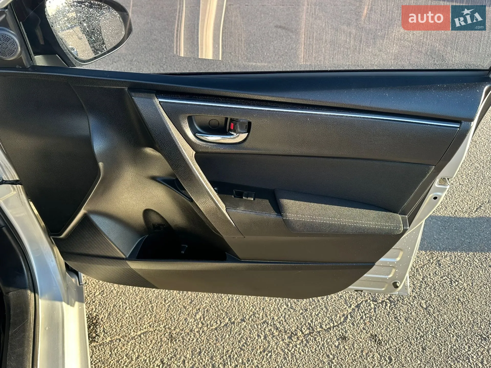 2018 Toyota Corolla - мініатюра 9