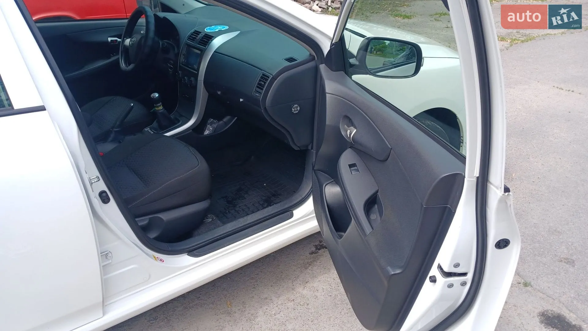 2013 Toyota Corolla - мініатюра 8