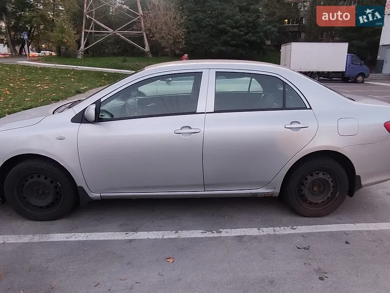 Toyota Corolla 2007 VIN JTNBV58E002018649 фото оголошення 2 з 41