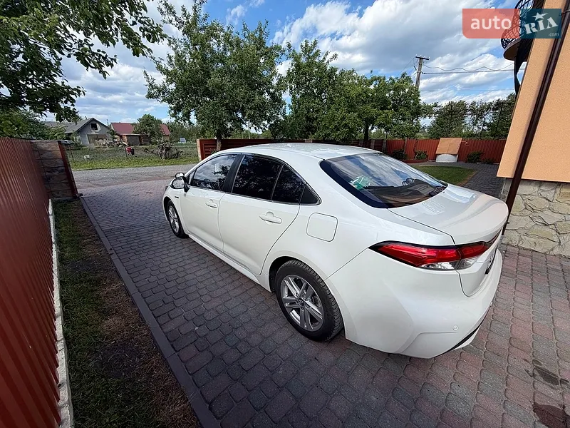 Toyota Corolla 2020 VIN LVGB4B9E6LG043001 фото оголошення 4 з 41