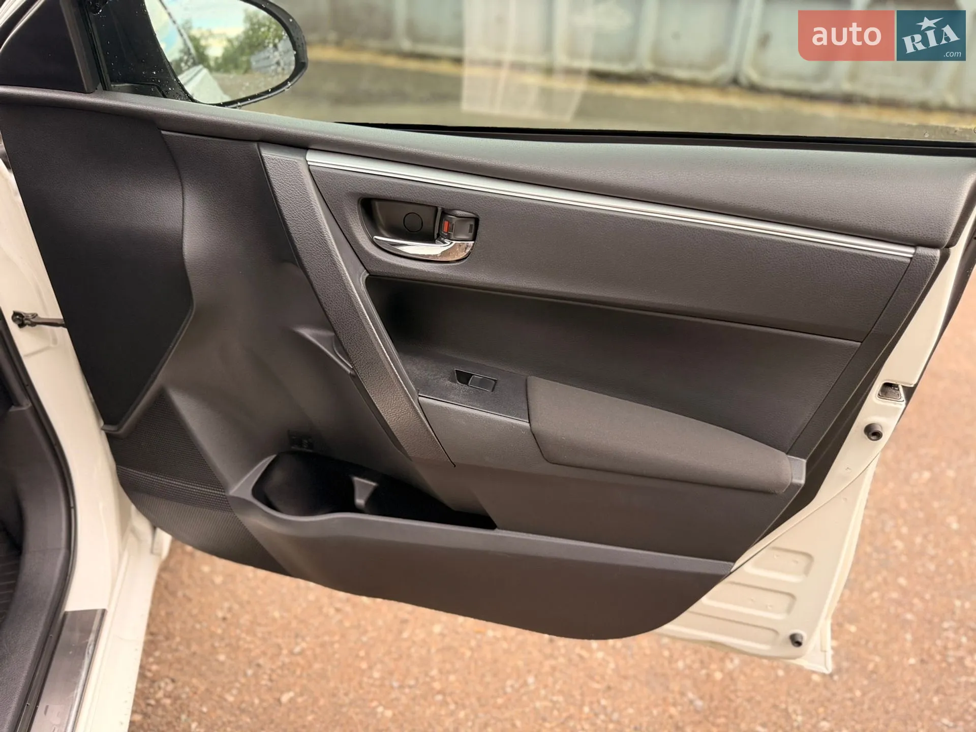 2016 Toyota Corolla - мініатюра 28