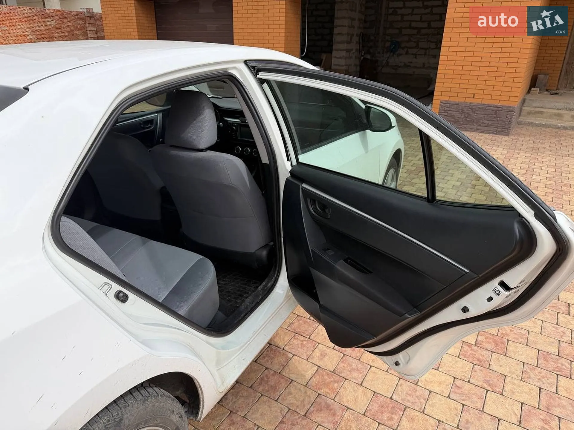 2016 Toyota Corolla - мініатюра 23