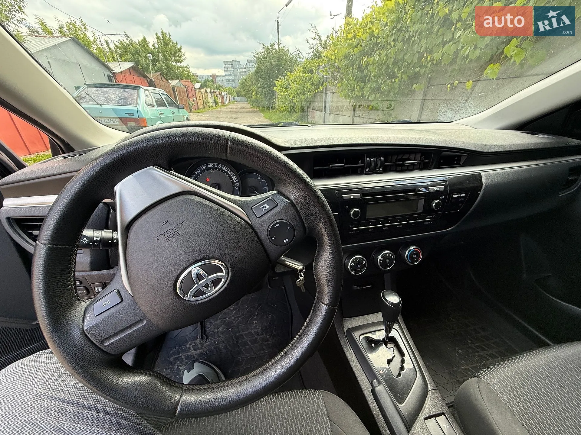 2013 Toyota Corolla - мініатюра 2