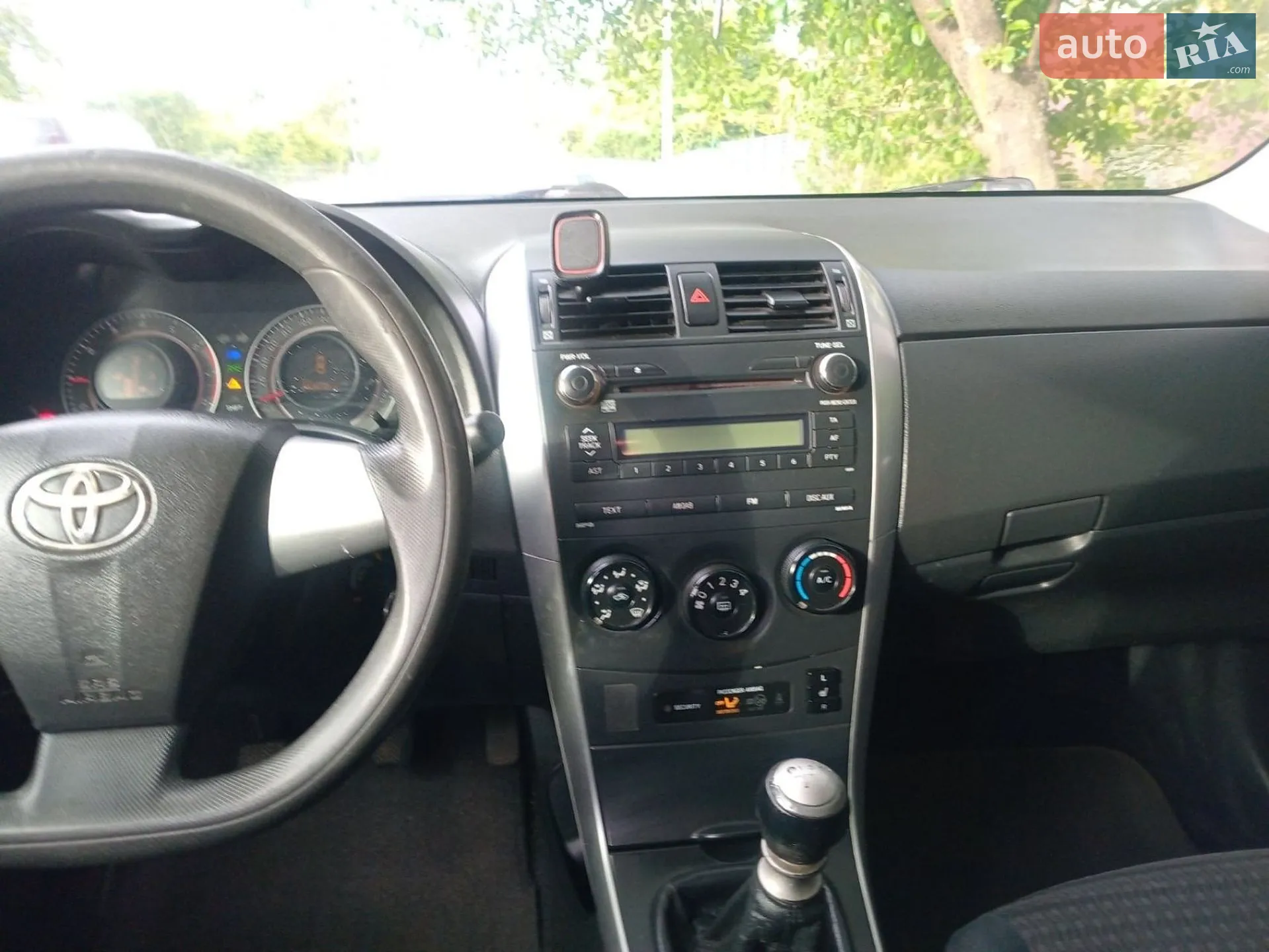 2010 Toyota Corolla - мініатюра 19