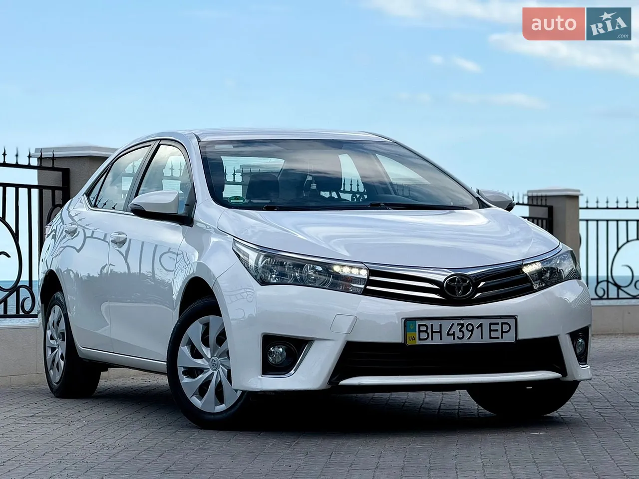 2013 Toyota Corolla - мініатюра 16