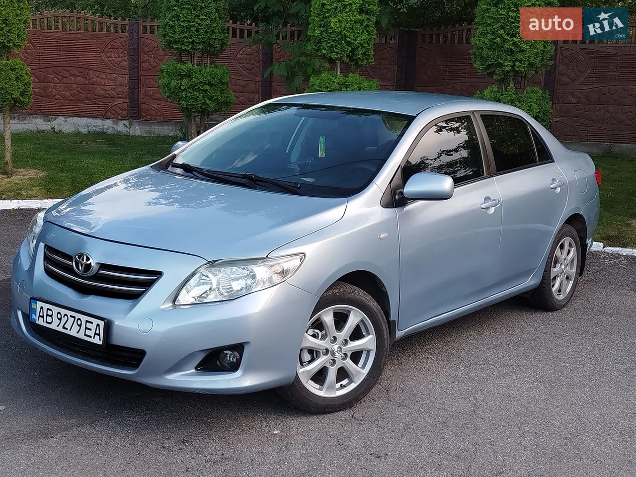2010 Toyota Corolla - мініатюра 12