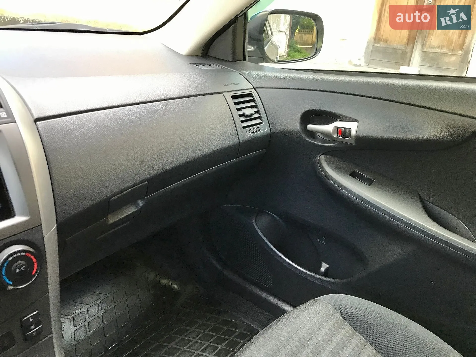 2012 Toyota Corolla - мініатюра 20