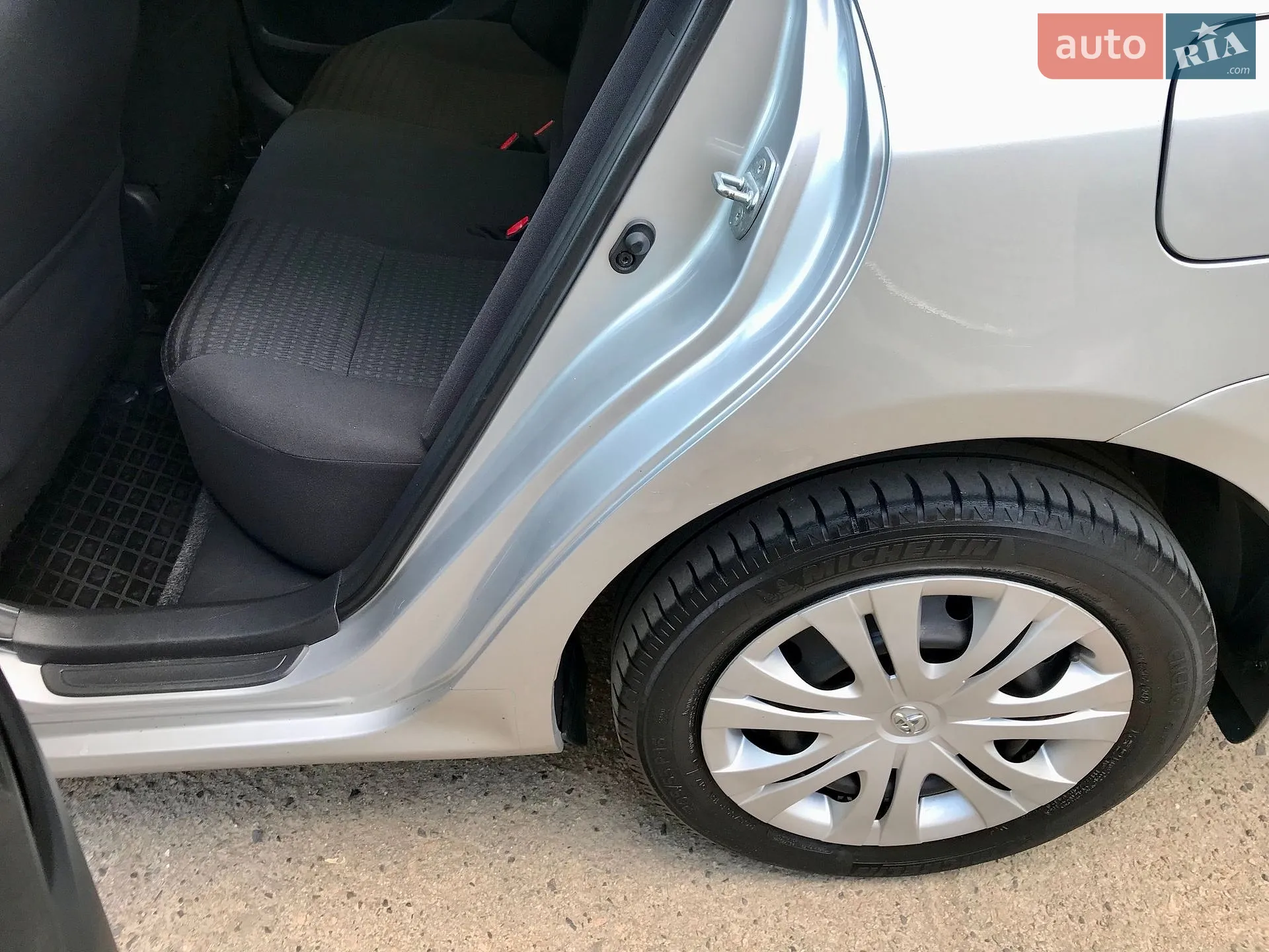 2012 Toyota Corolla - мініатюра 31