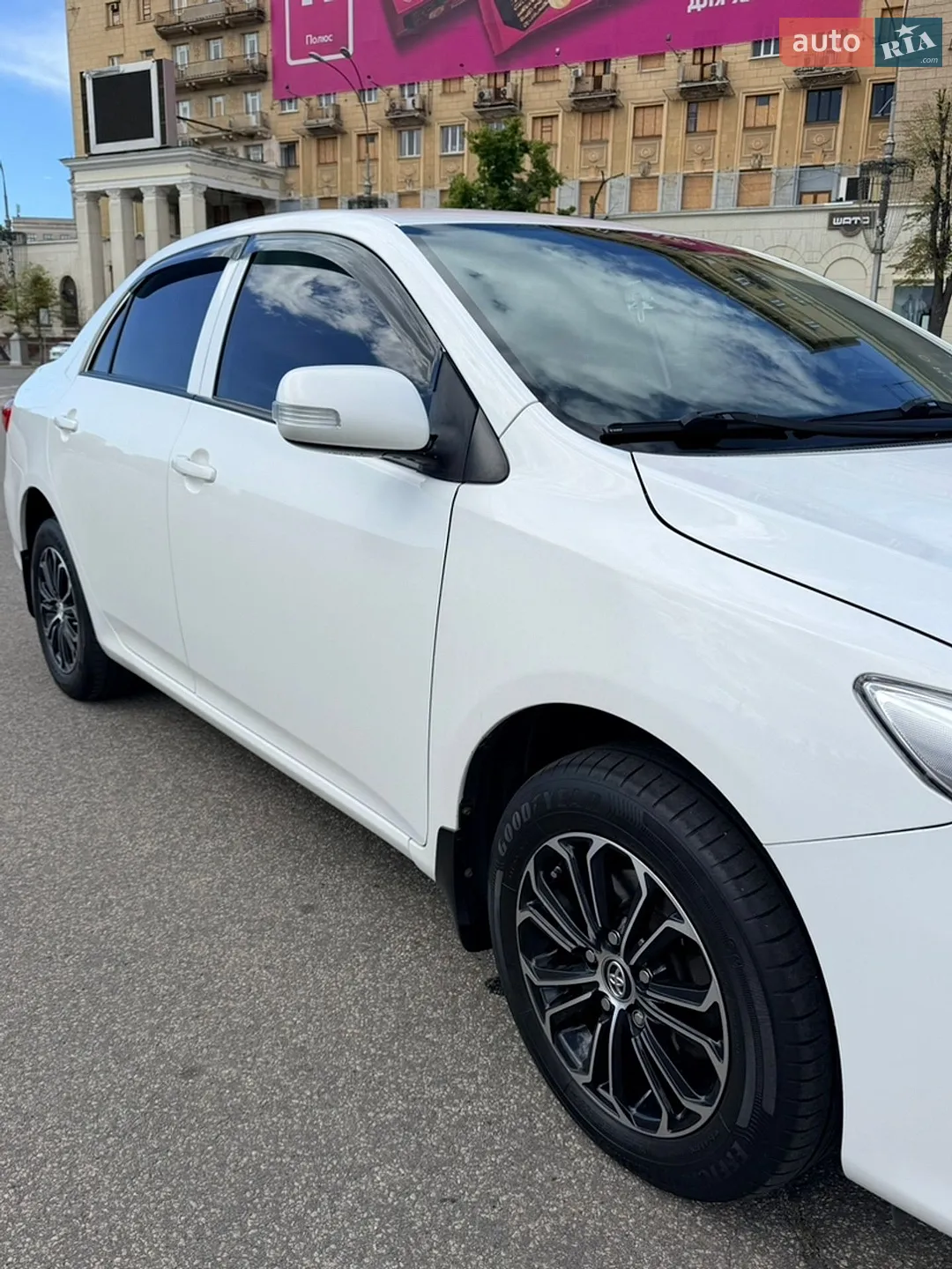 2011 Toyota Corolla - мініатюра 6