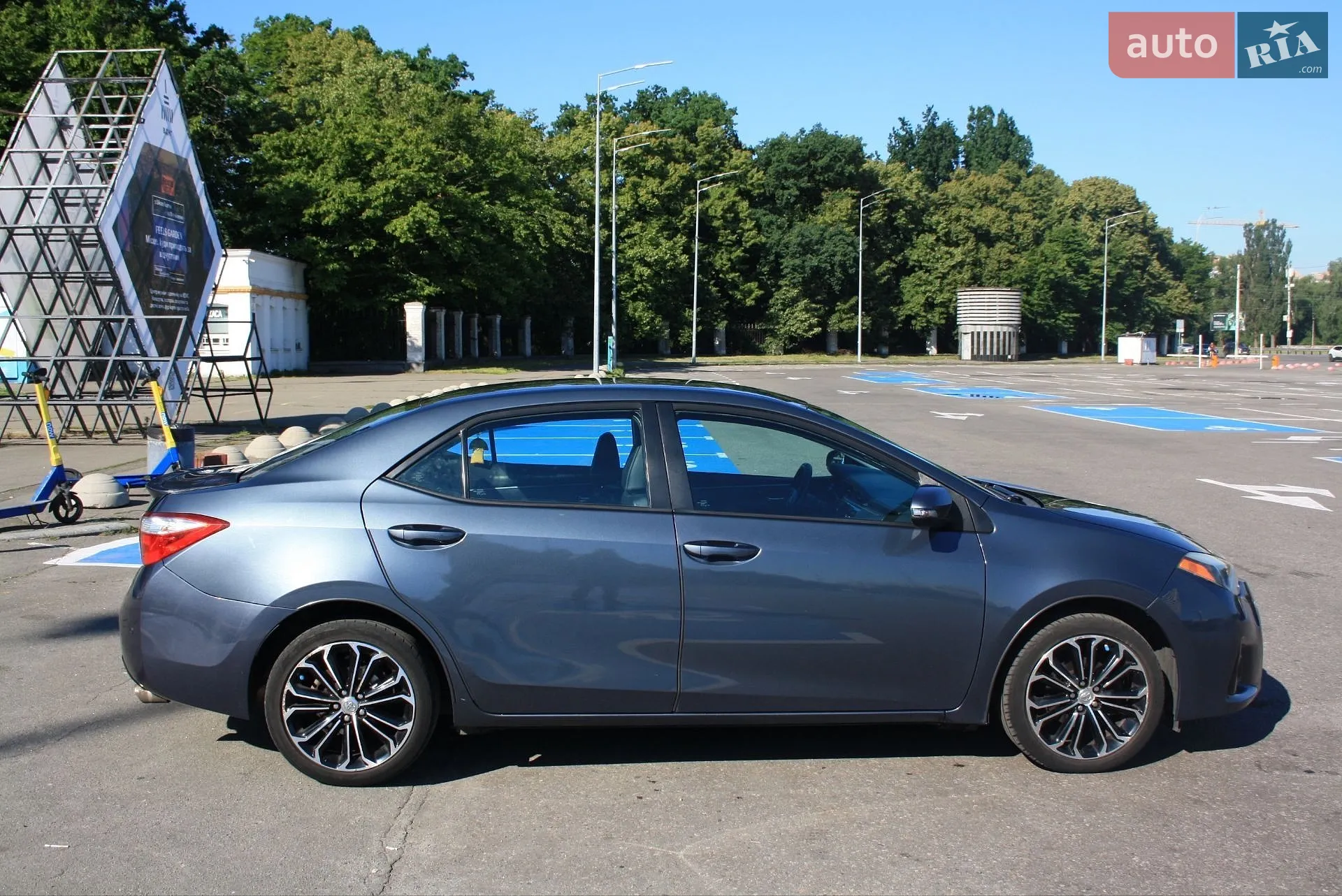 2015 Toyota Corolla - мініатюра 2