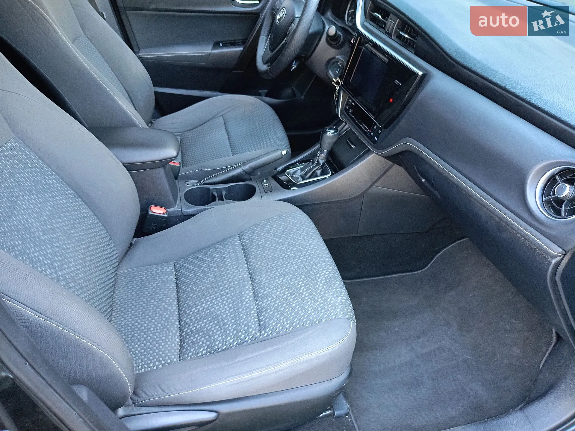 2017 Toyota Corolla - мініатюра 19