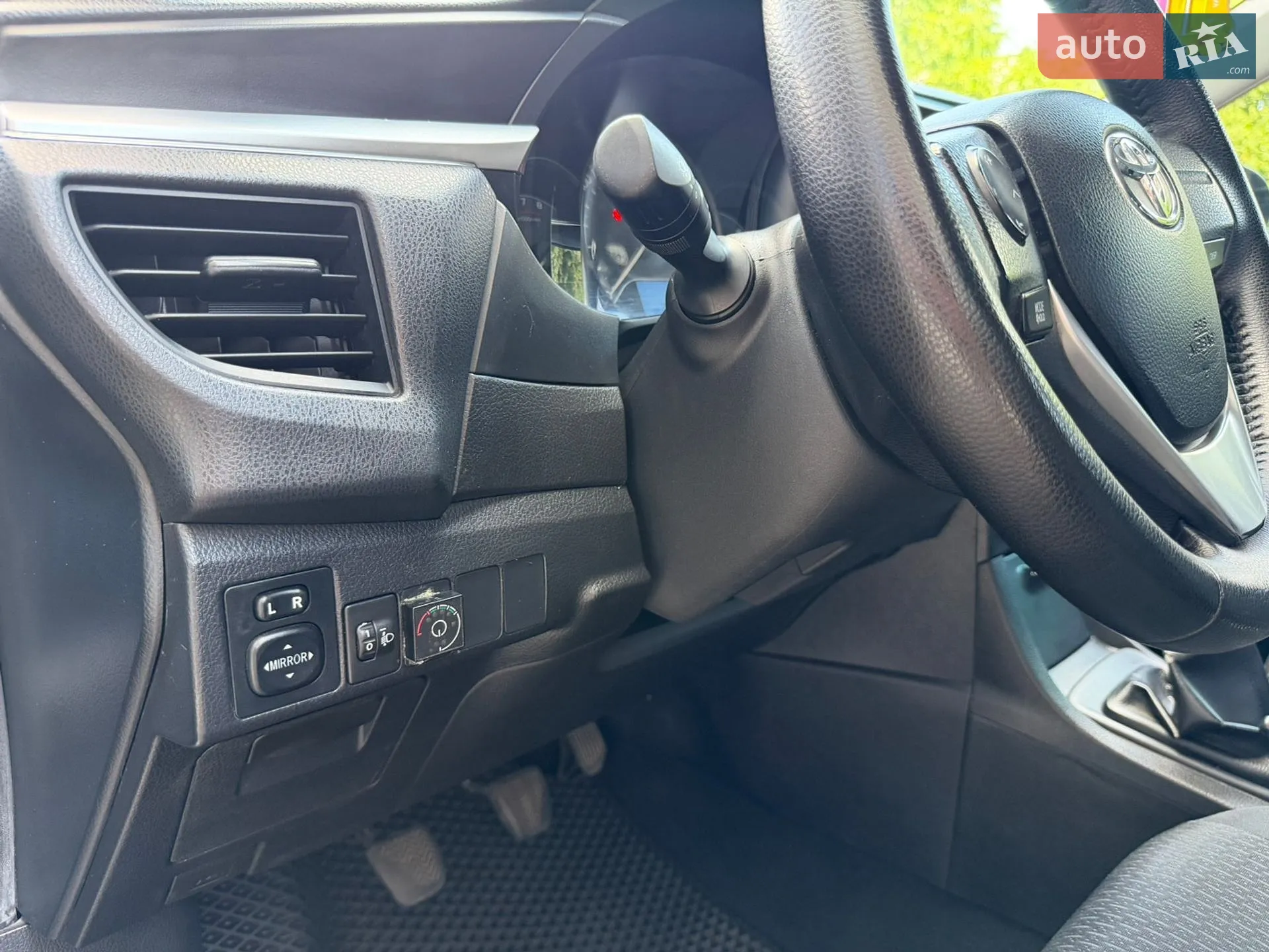 2015 Toyota Corolla - мініатюра 14