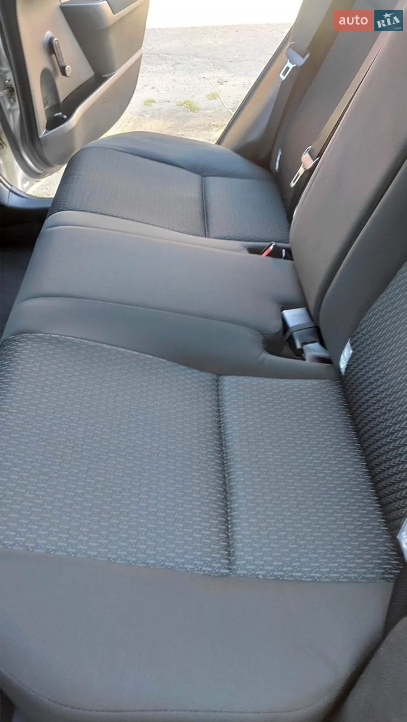 2015 Toyota Corolla - мініатюра 11