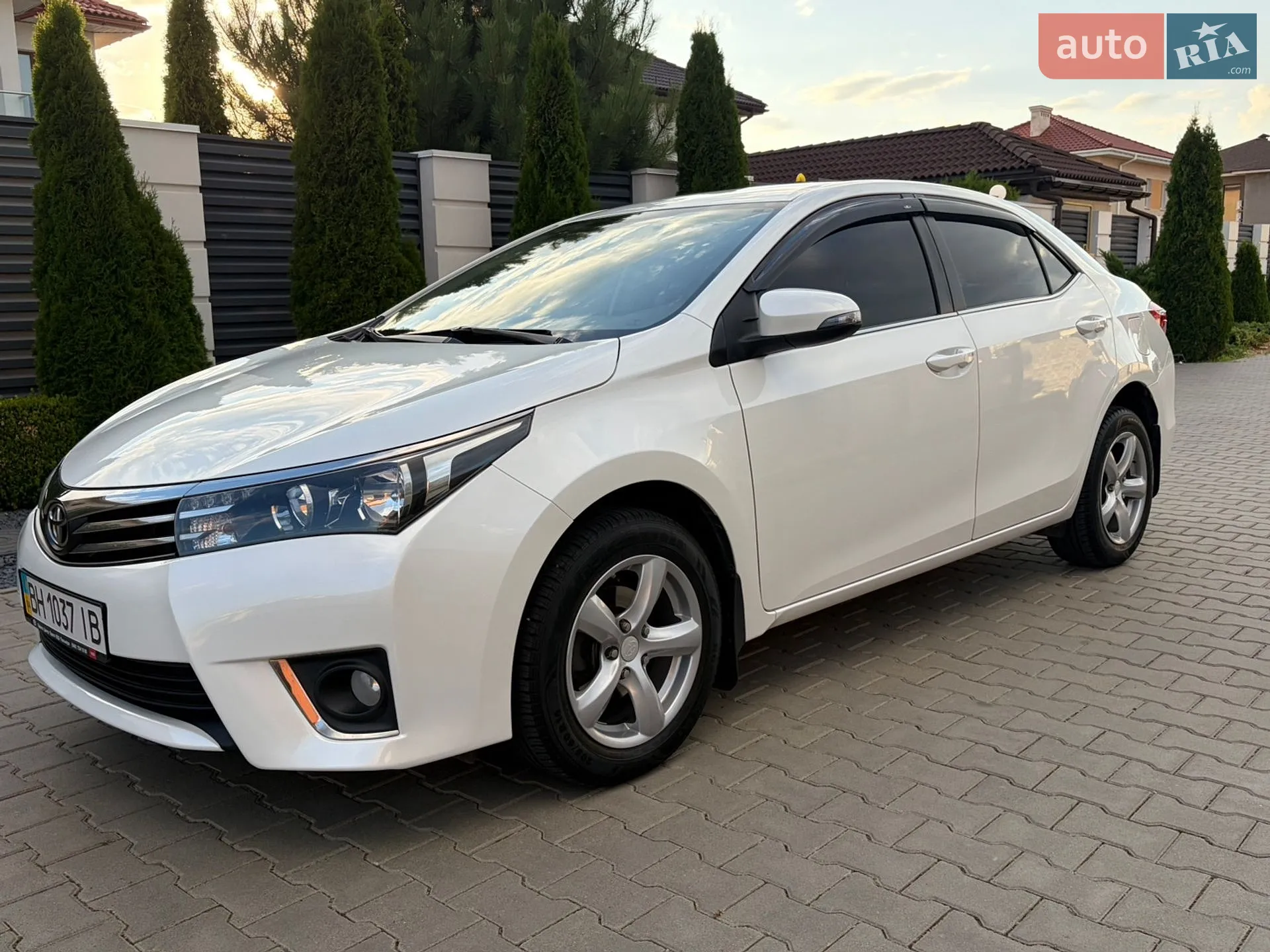 2013 Toyota Corolla - мініатюра 17