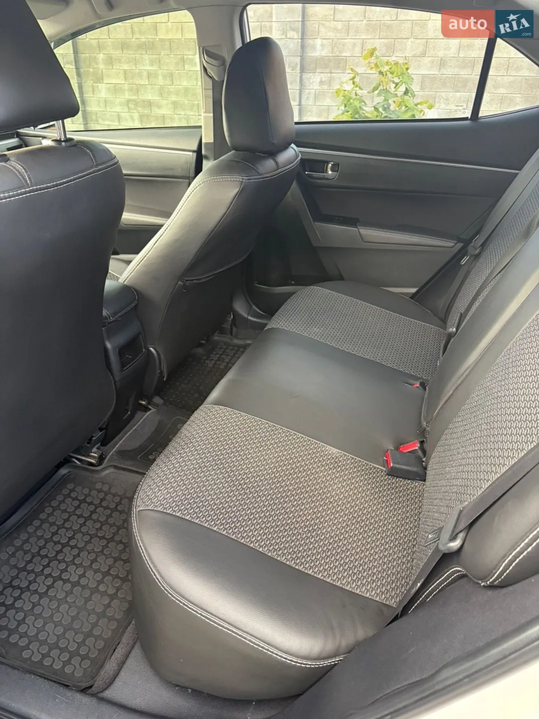 2013 Toyota Corolla - мініатюра 39