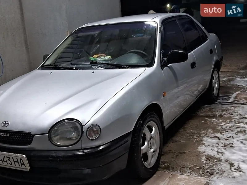 Toyota Corolla 1998