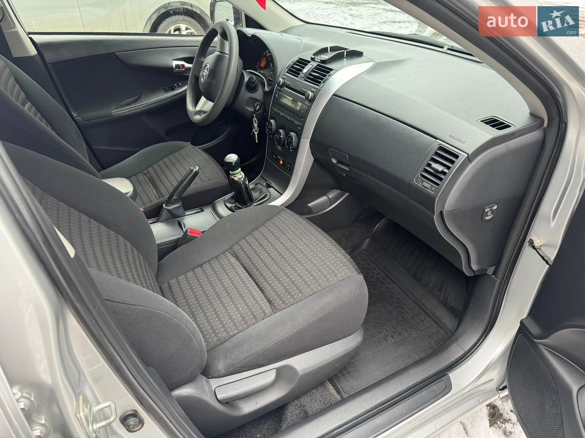 2012 Toyota Corolla - мініатюра 6
