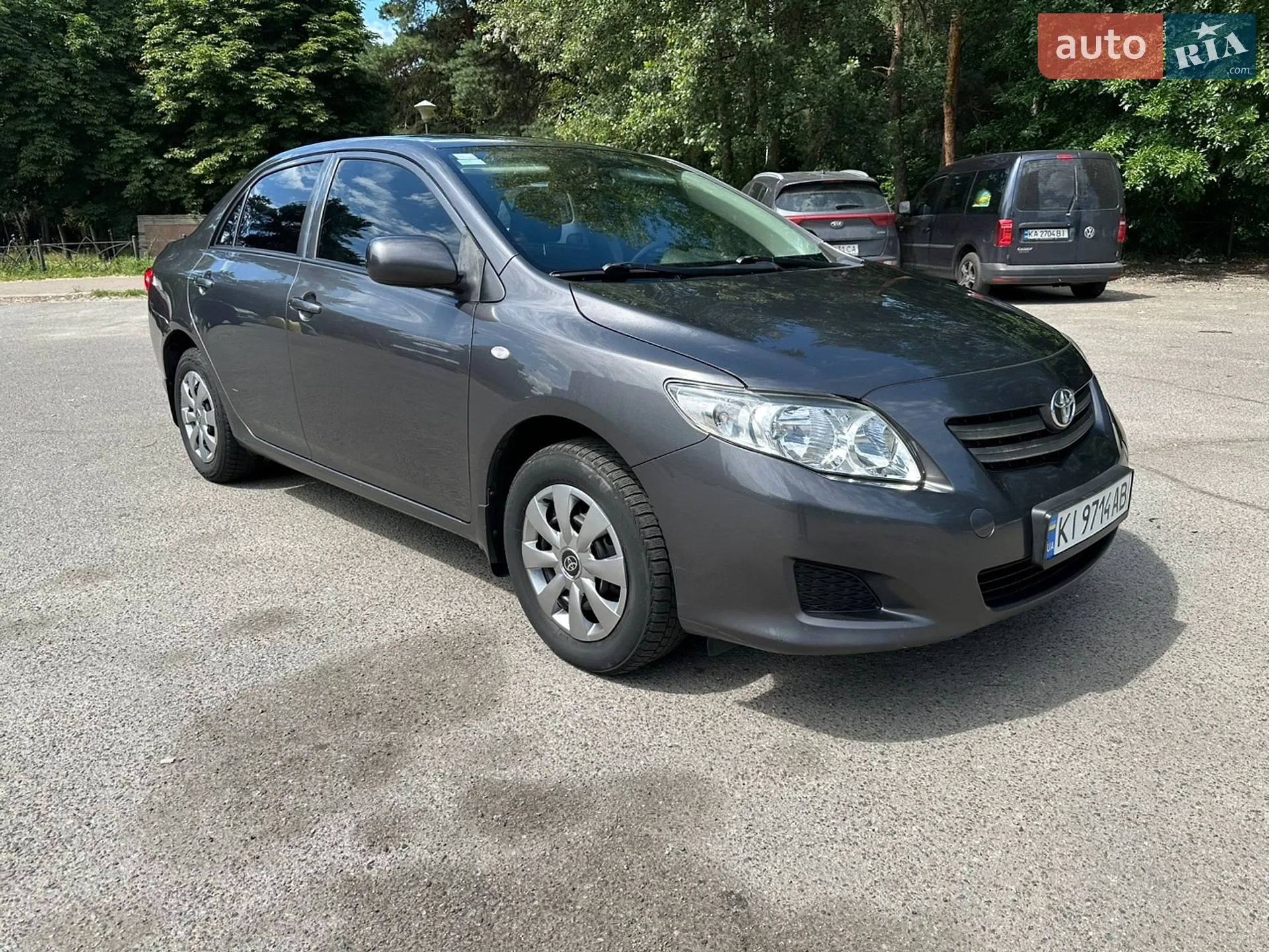 Toyota Corolla 2018 VIN 5YFBURHE1JP818300 фото оголошення 13 з 19