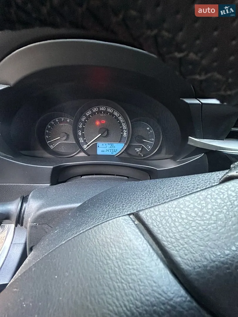 2013 Toyota Corolla - мініатюра 3