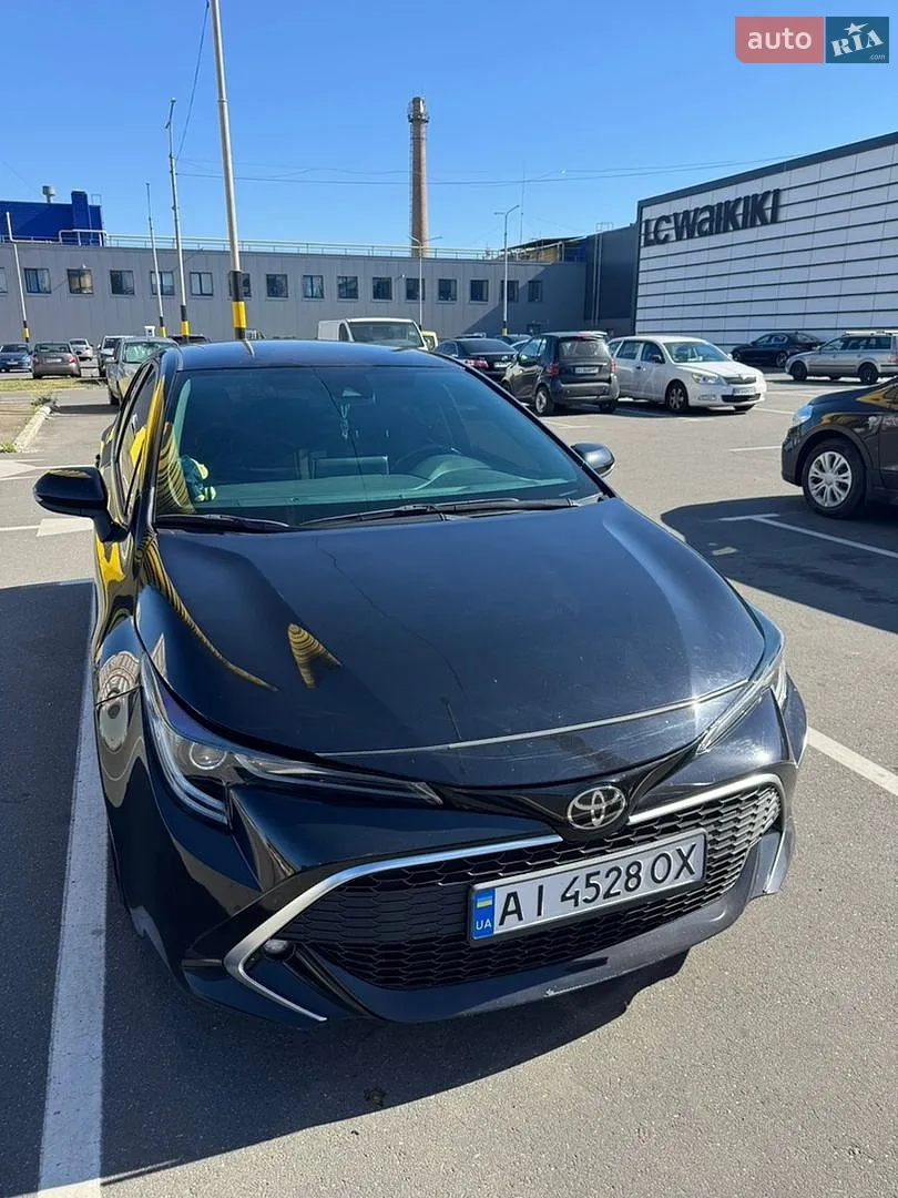 2020 Toyota Corolla - фото 1