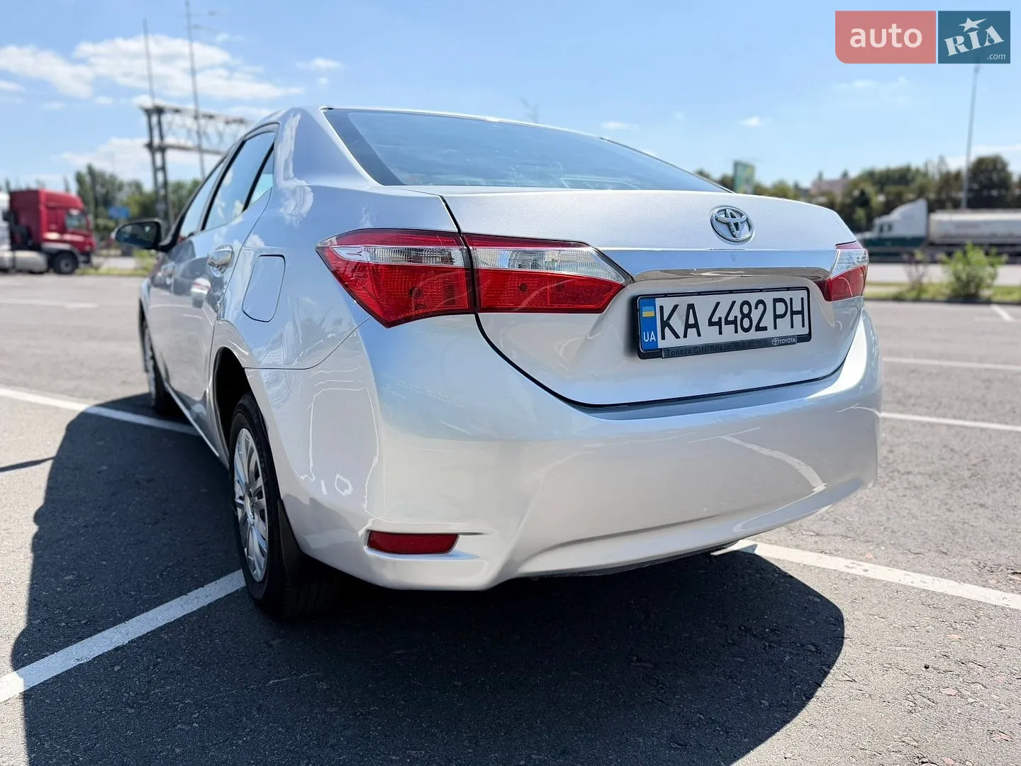 2016 Toyota Corolla - мініатюра 11