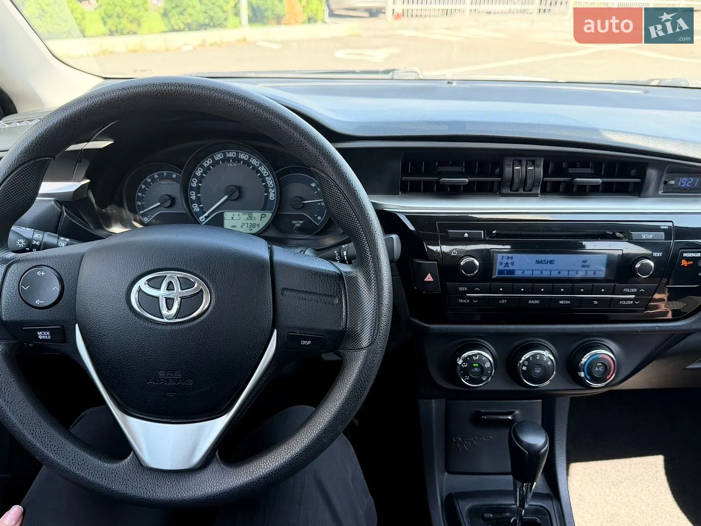 2016 Toyota Corolla - мініатюра 27