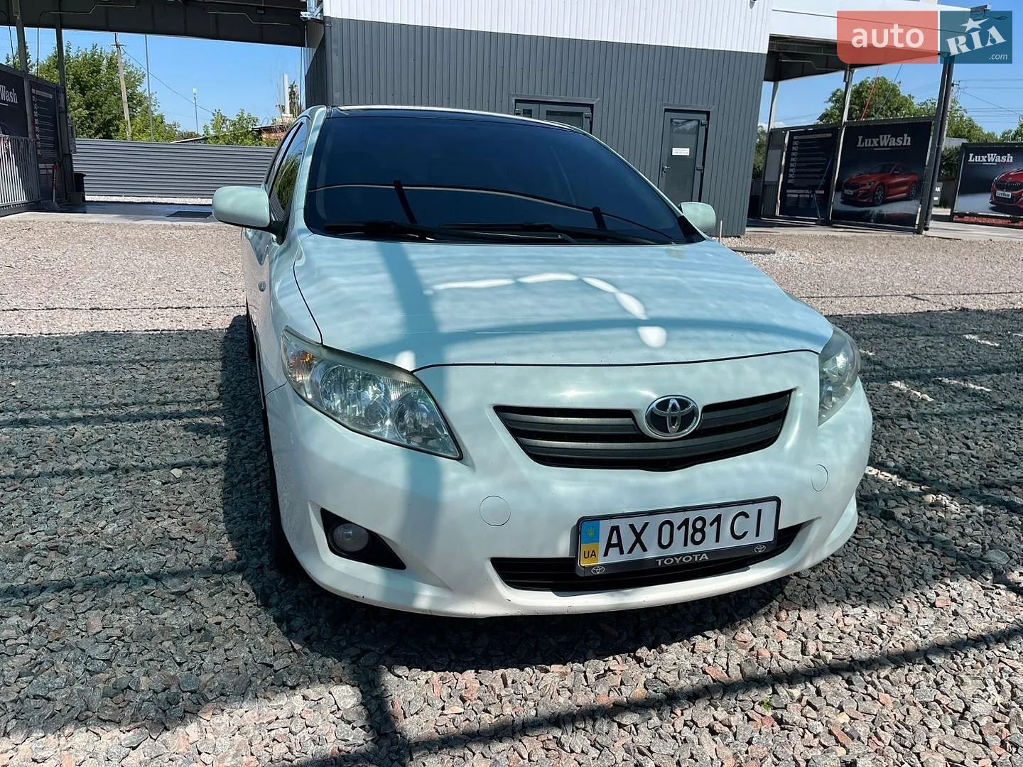 Toyota Corolla 2018 VIN 5YFBURHE1JP818300 фото оголошення 15 з 21