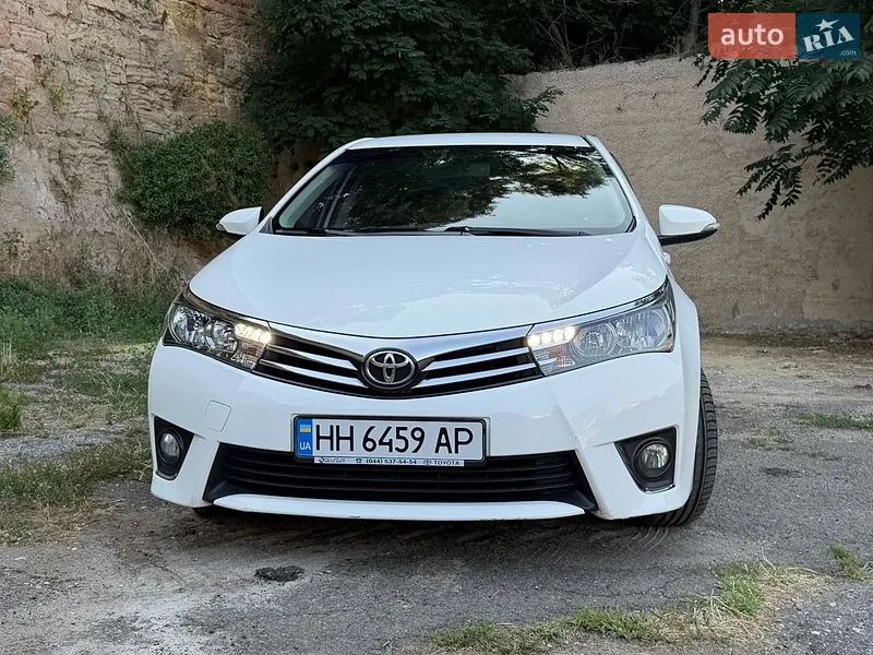 Toyota Corolla 2015