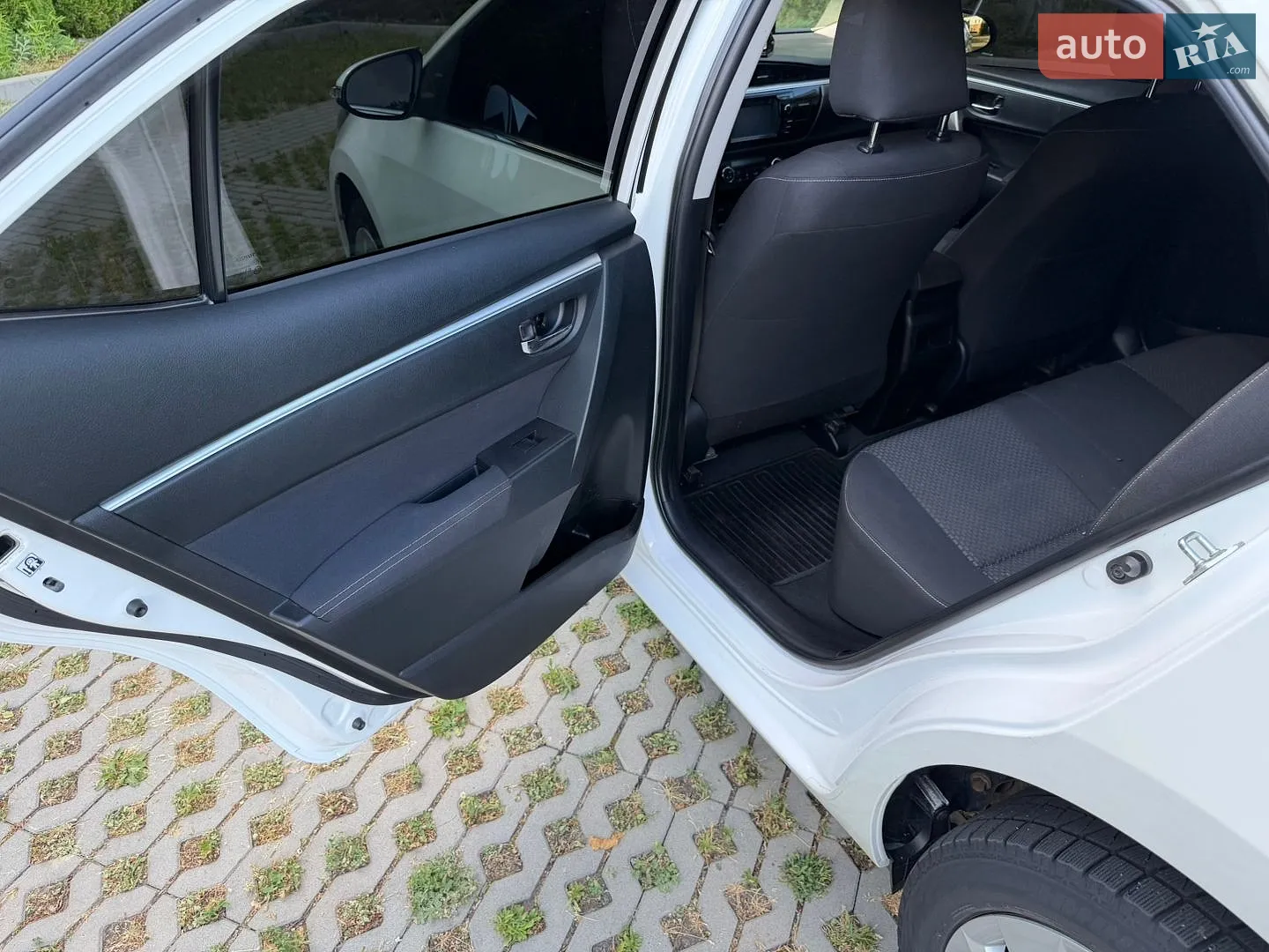 2013 Toyota Corolla - мініатюра 17