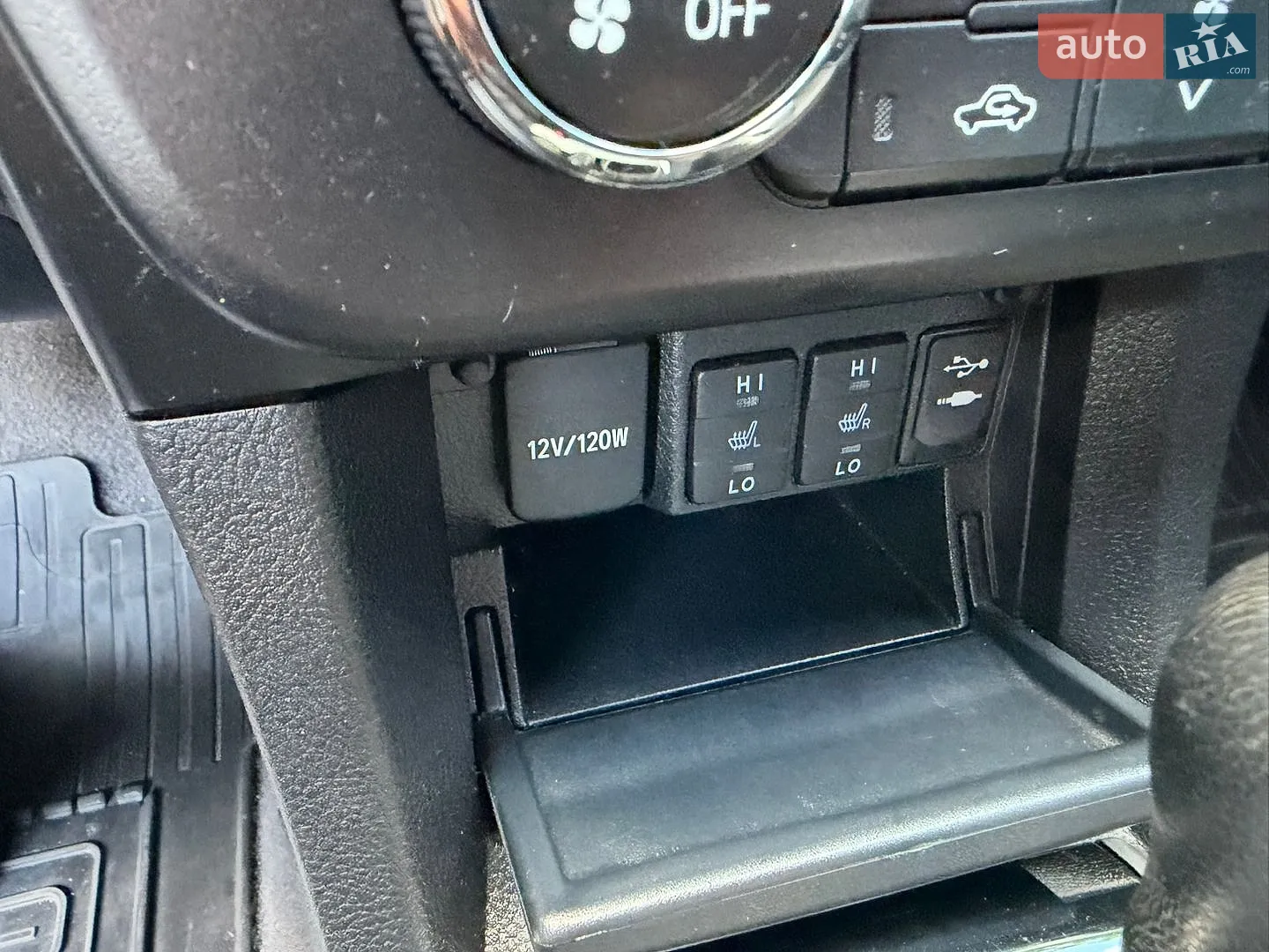 2013 Toyota Corolla - мініатюра 30