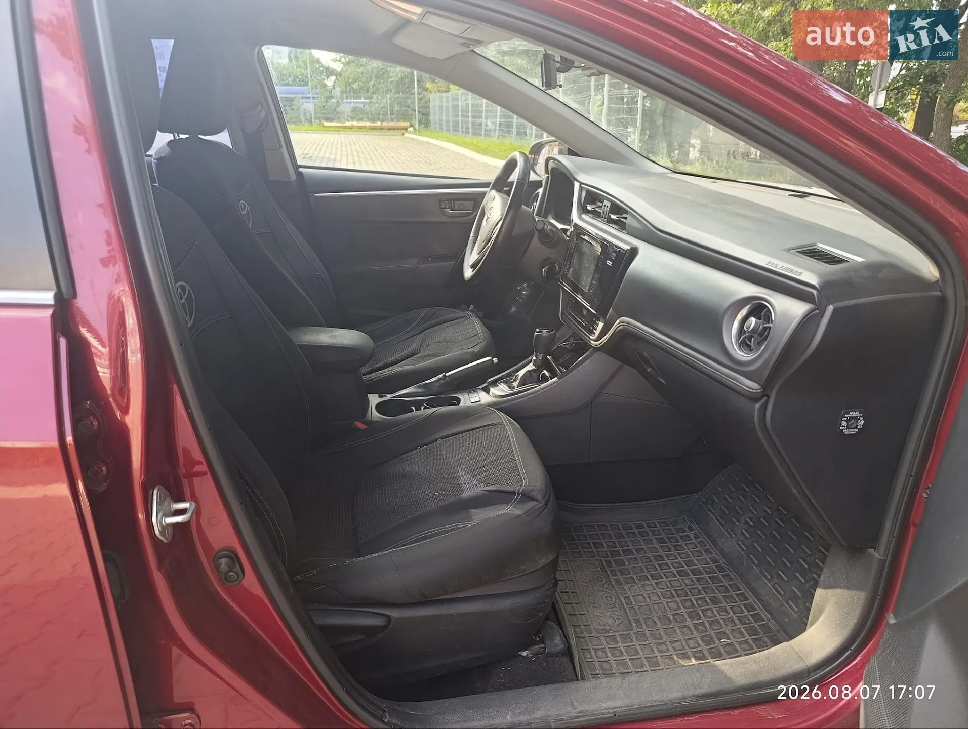 2016 Toyota Corolla - мініатюра 8