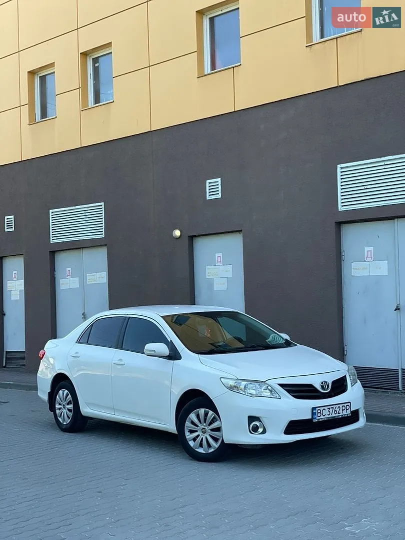 2011 Toyota Corolla - мініатюра 3