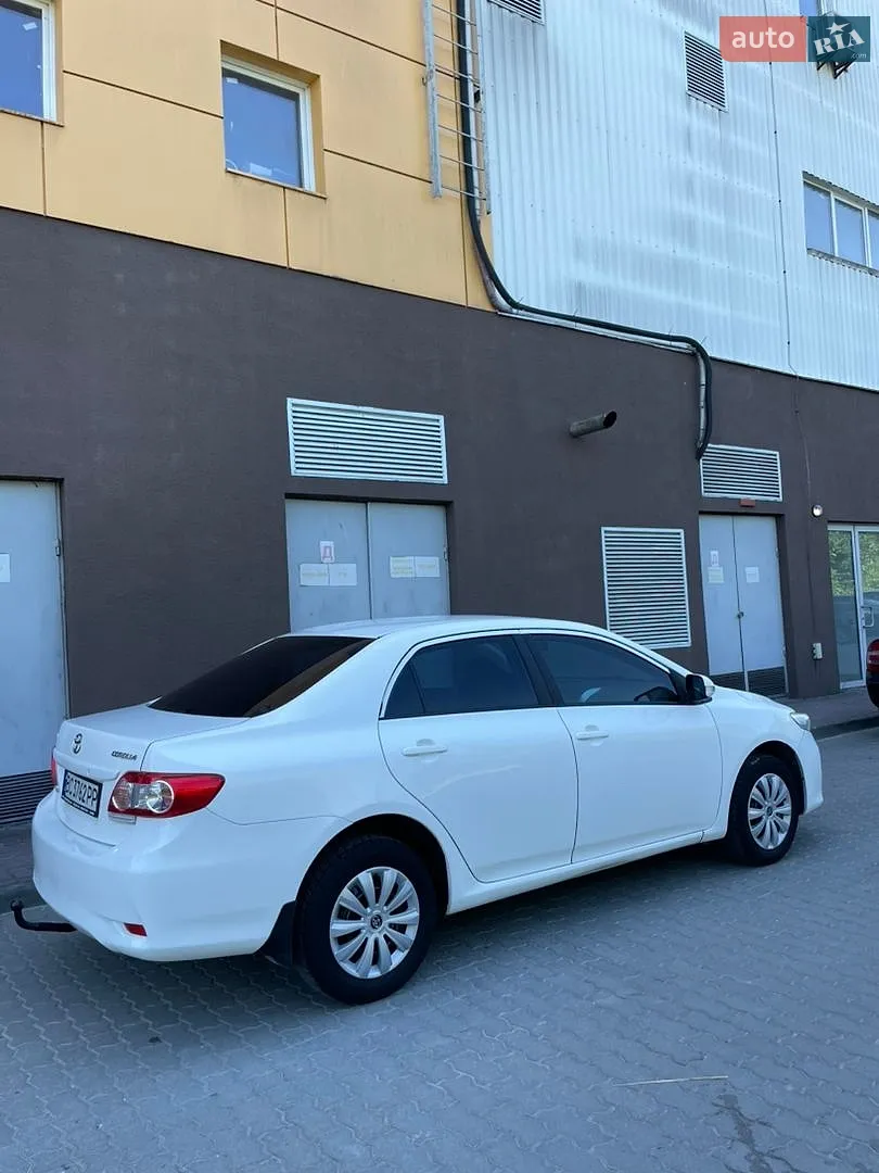2011 Toyota Corolla - мініатюра 10