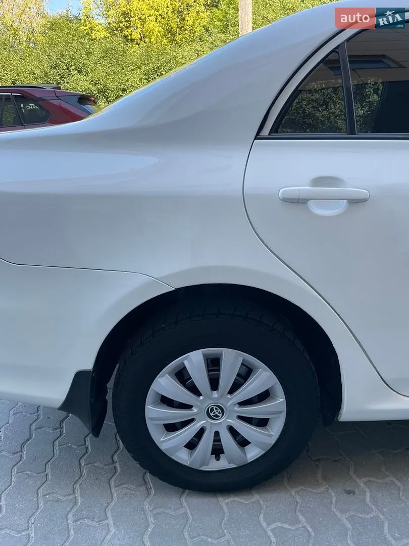2011 Toyota Corolla - мініатюра 17