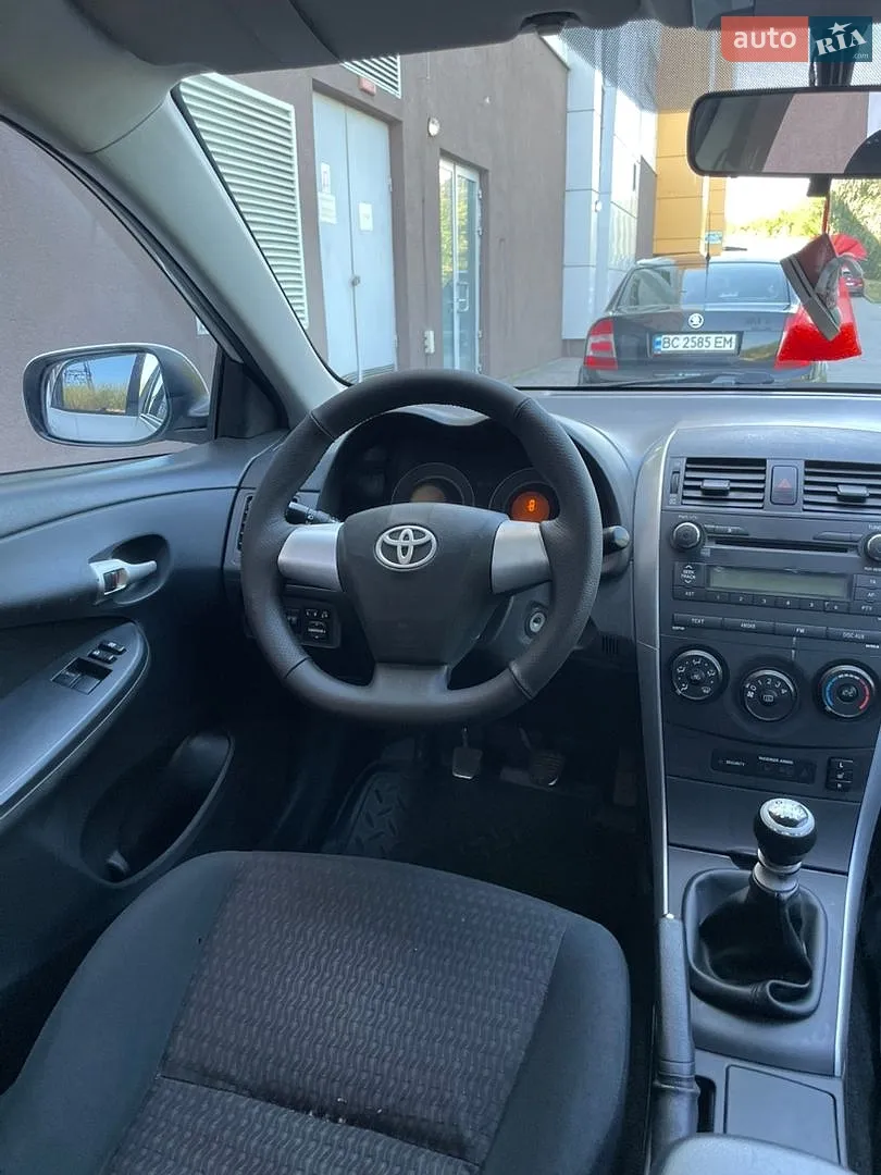2011 Toyota Corolla - мініатюра 19