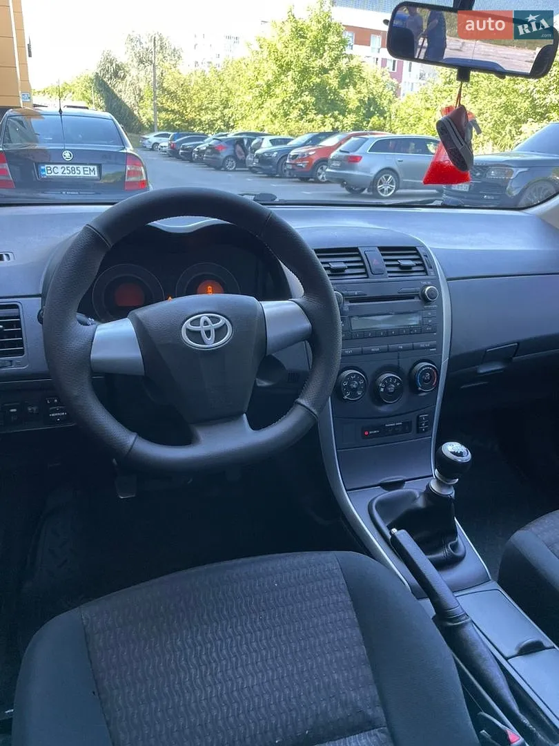 2011 Toyota Corolla - мініатюра 20